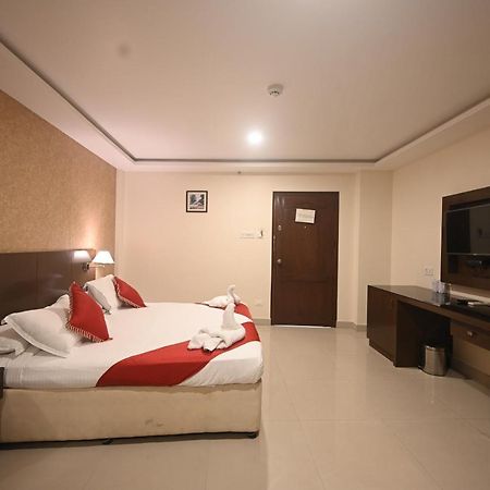 Hotel Bhagavath Gardens Chengannur Dış mekan fotoğraf