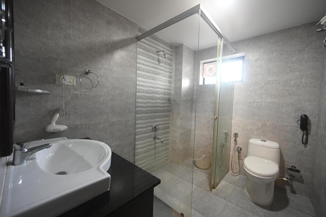 Hotel Bhagavath Gardens Chengannur Dış mekan fotoğraf