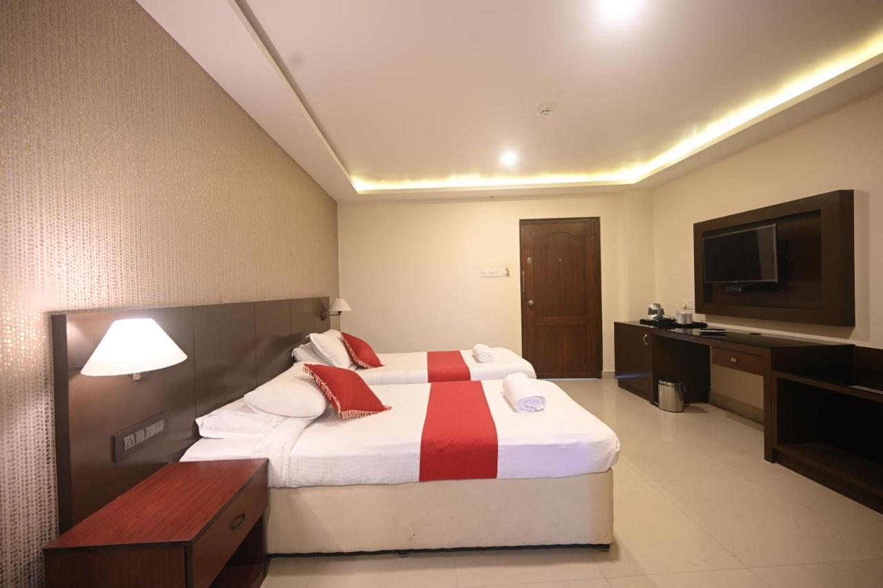 Hotel Bhagavath Gardens Chengannur Dış mekan fotoğraf