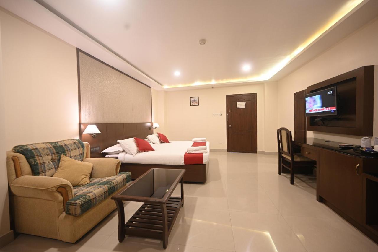 Hotel Bhagavath Gardens Chengannur Dış mekan fotoğraf