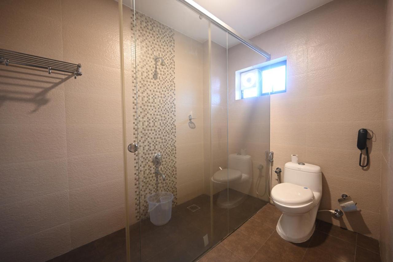 Hotel Bhagavath Gardens Chengannur Dış mekan fotoğraf