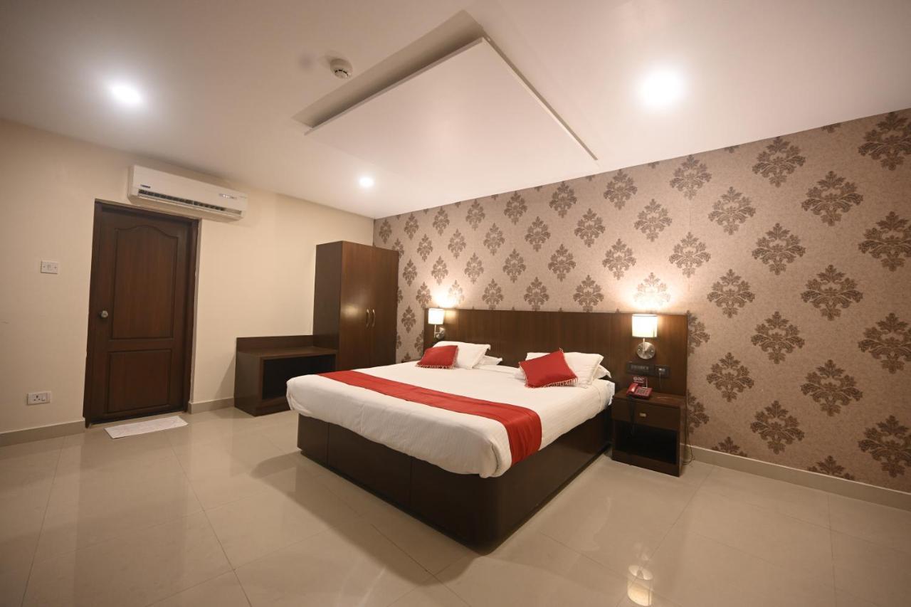 Hotel Bhagavath Gardens Chengannur Dış mekan fotoğraf