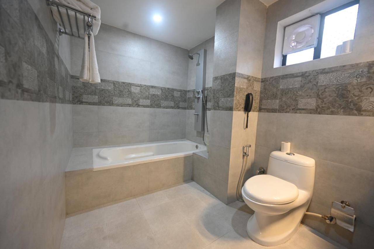 Hotel Bhagavath Gardens Chengannur Dış mekan fotoğraf
