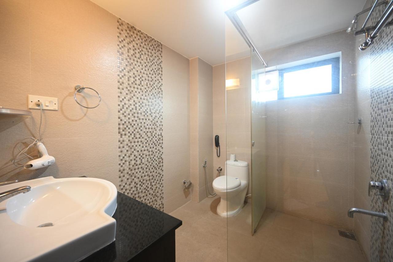 Hotel Bhagavath Gardens Chengannur Dış mekan fotoğraf